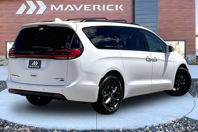 2022 Chrysler Pacifica Limited