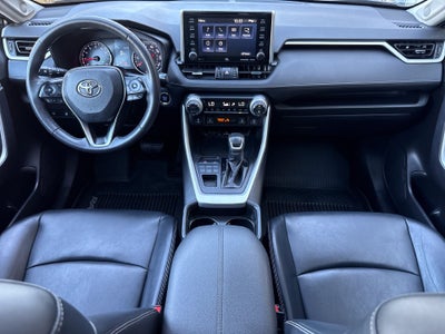 2020 Toyota RAV4 XLE Premium