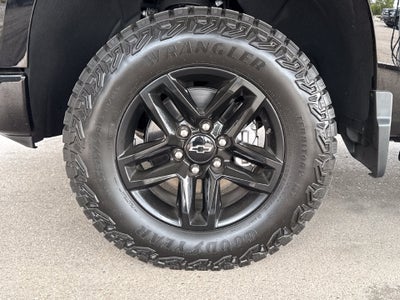 2025 Chevrolet Silverado 1500 Custom Trail Boss