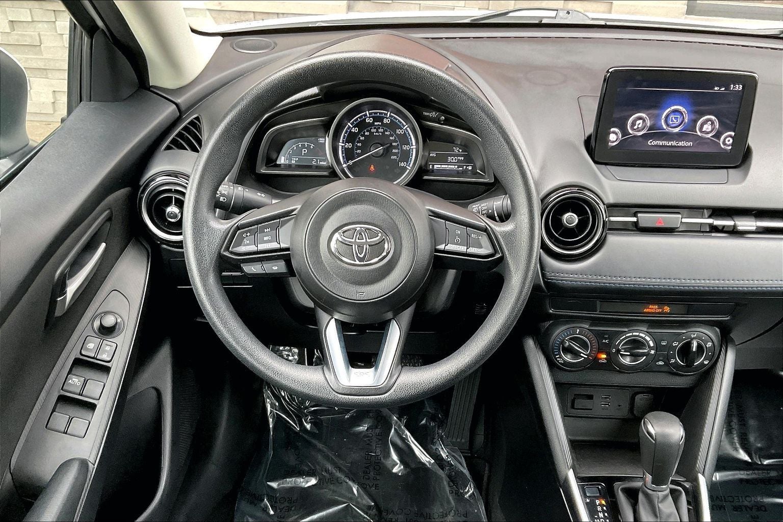 2019 Toyota Yaris L