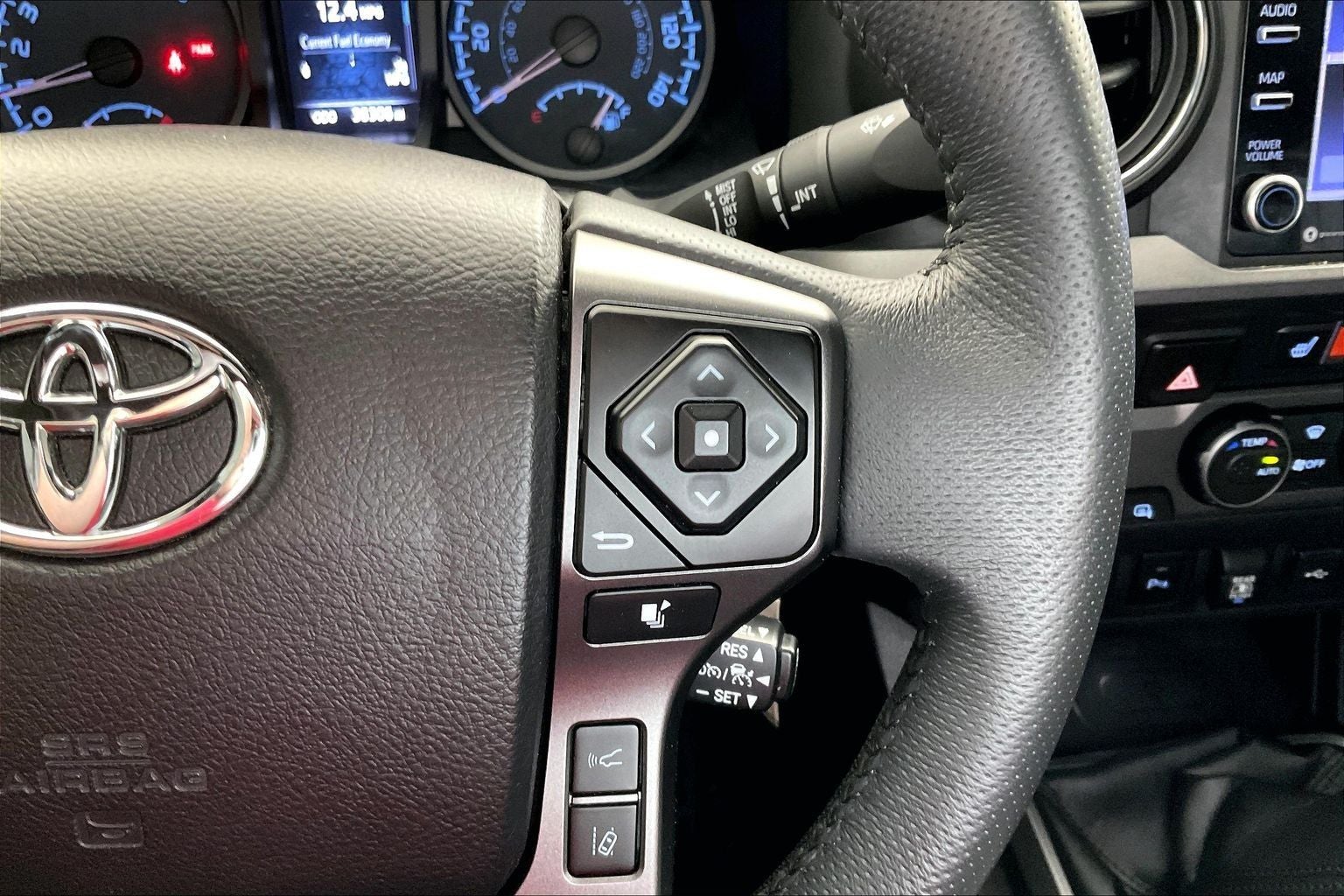 2021 Toyota Tacoma TRD Pro - Photo 11