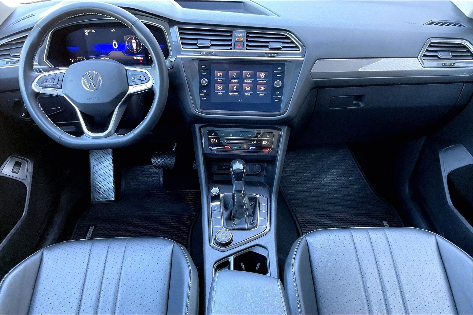 2022 Volkswagen Tiguan 2.0T SE