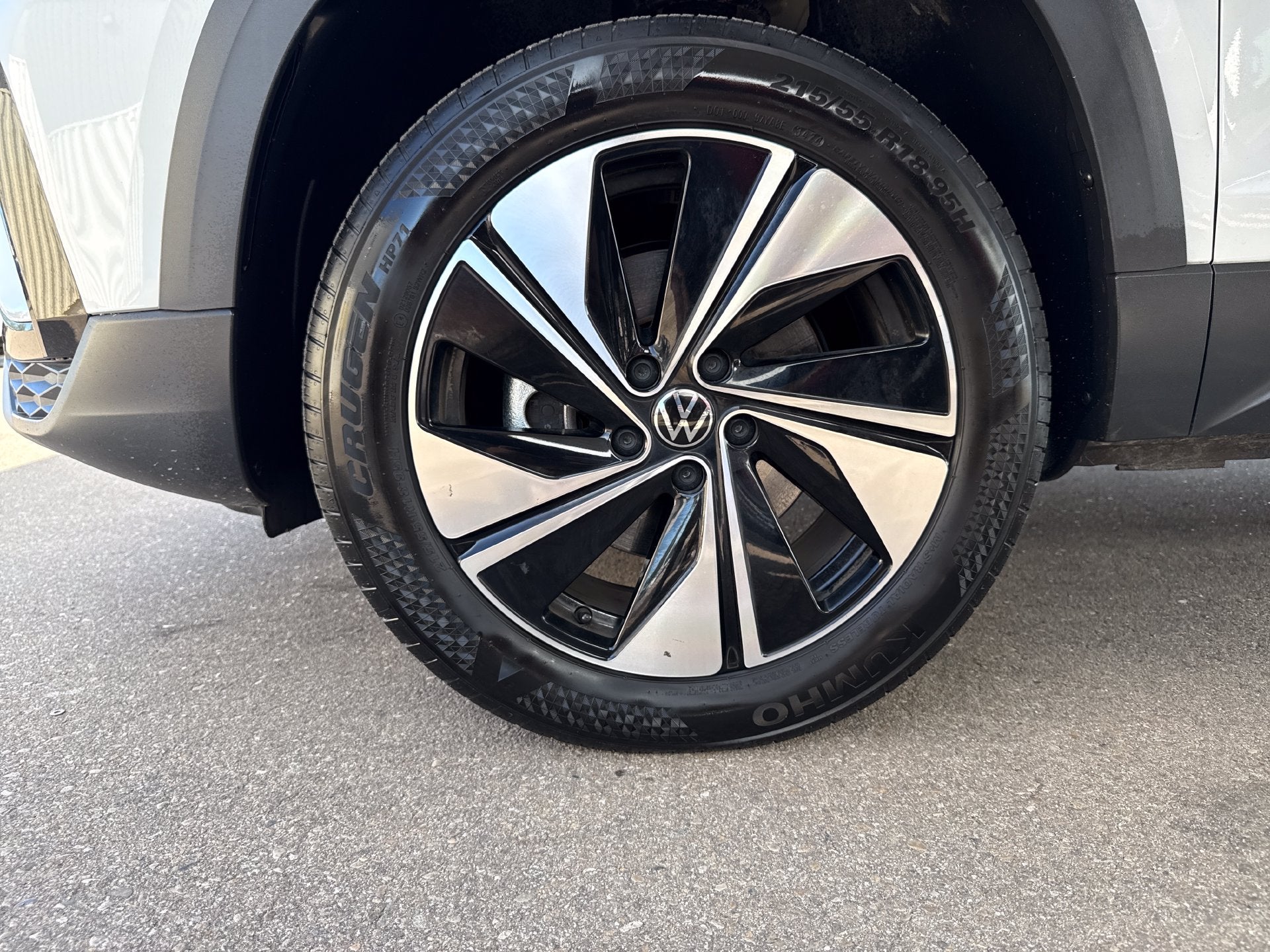 2024 Volkswagen Taos 1.5T SE