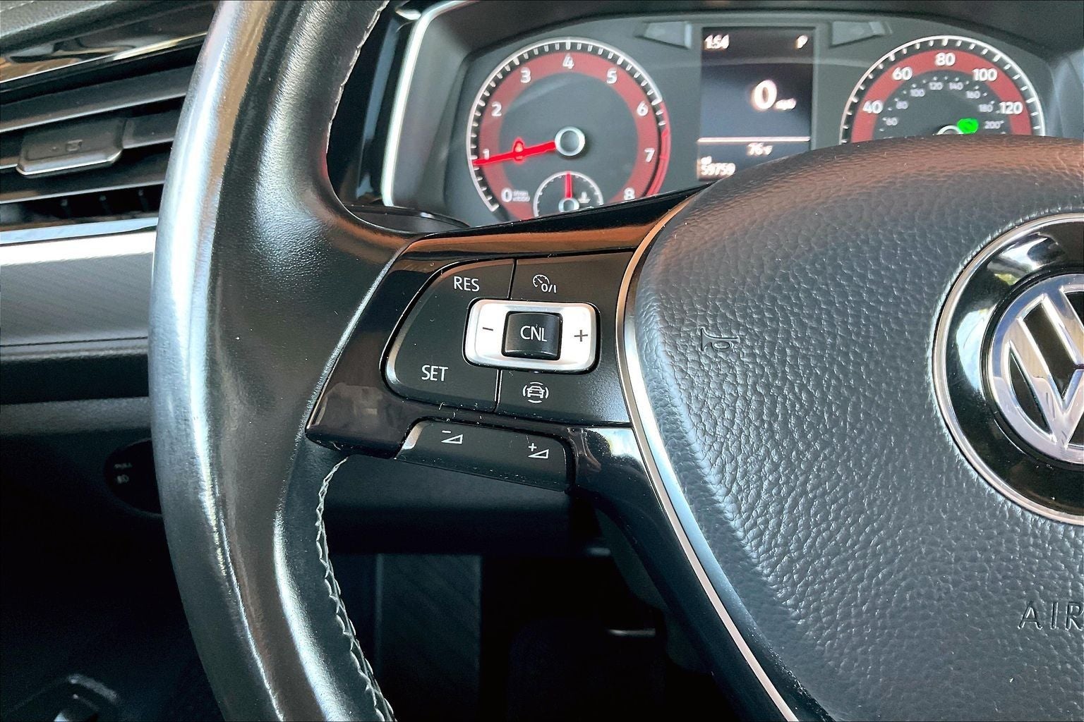 2020 Volkswagen Jetta R-Line