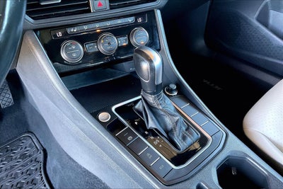 2020 Volkswagen Jetta R-Line