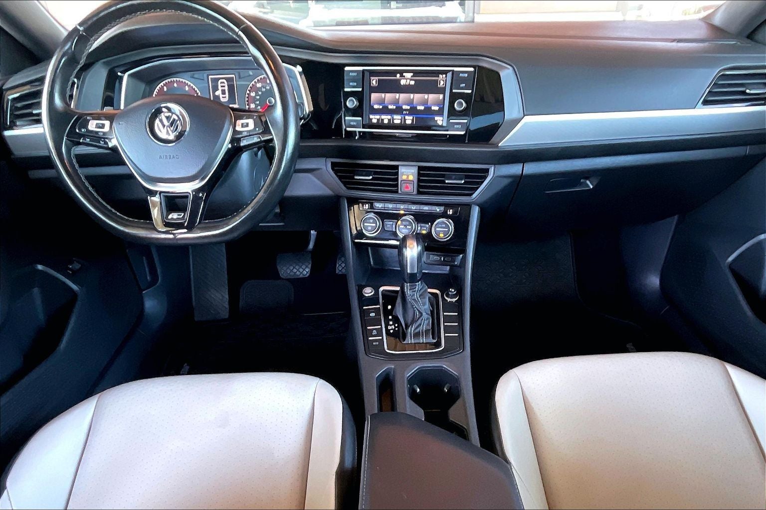 2020 Volkswagen Jetta R-Line