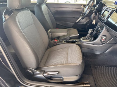 2019 Volkswagen Beetle 2.0T S
