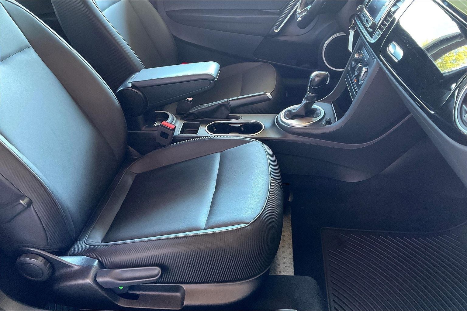 2016 Volkswagen Beetle 1.8T SE