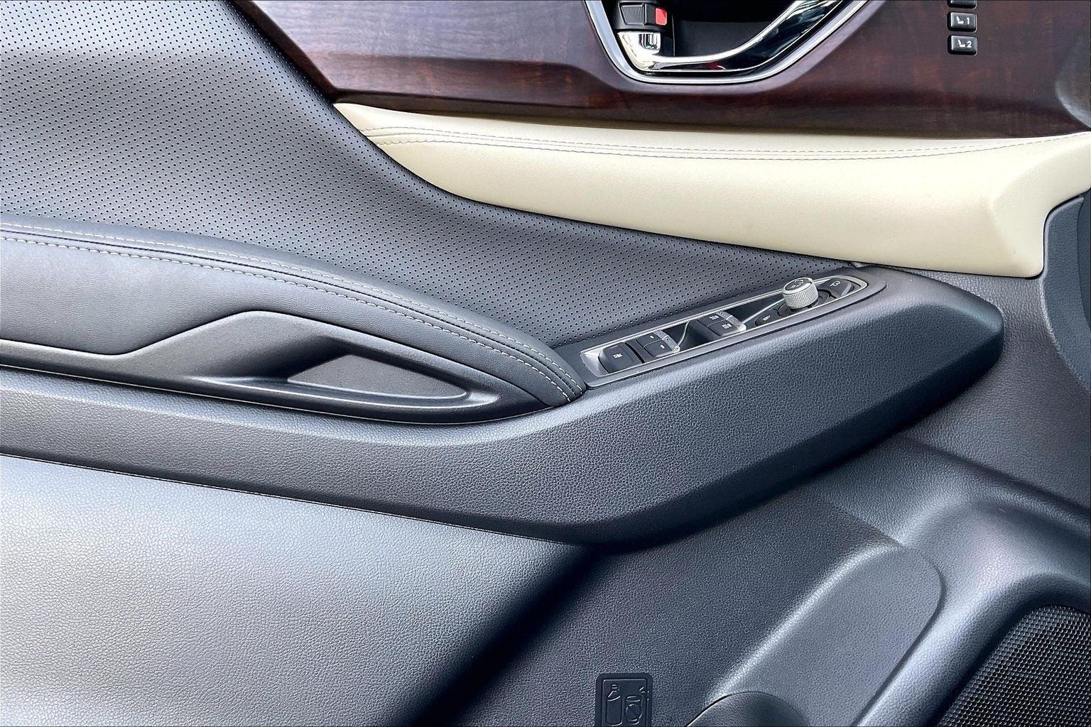 2022 Subaru Ascent Touring