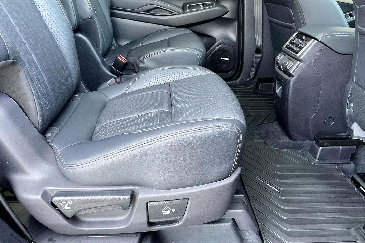 2022 Subaru Ascent Touring