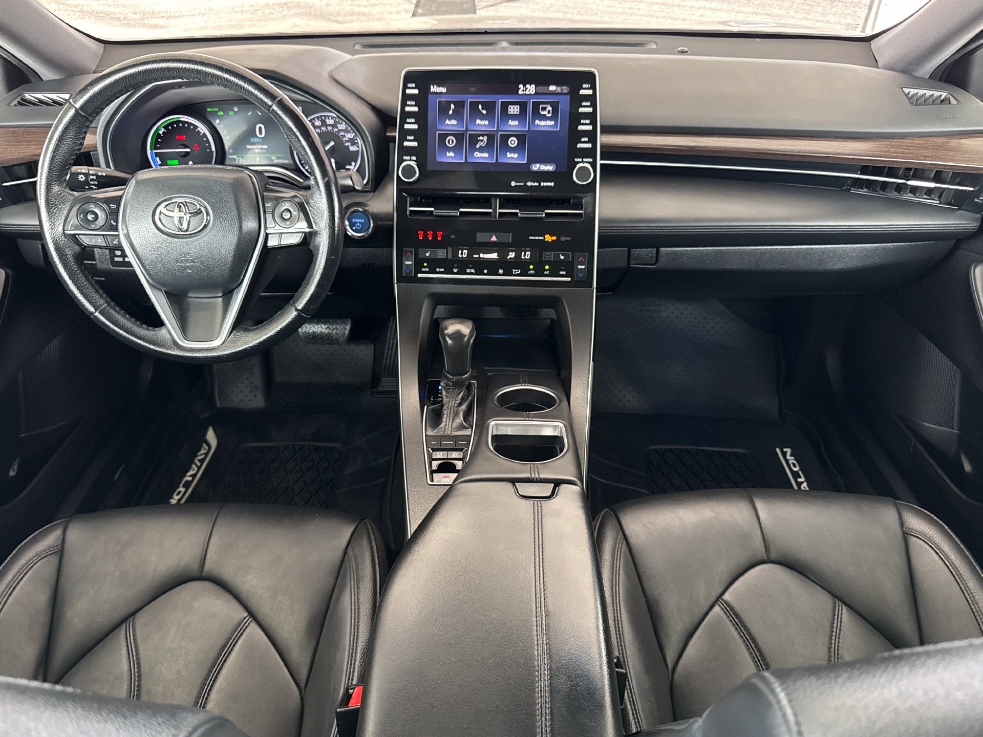 2020 Toyota Avalon Hybrid XLE Plus
