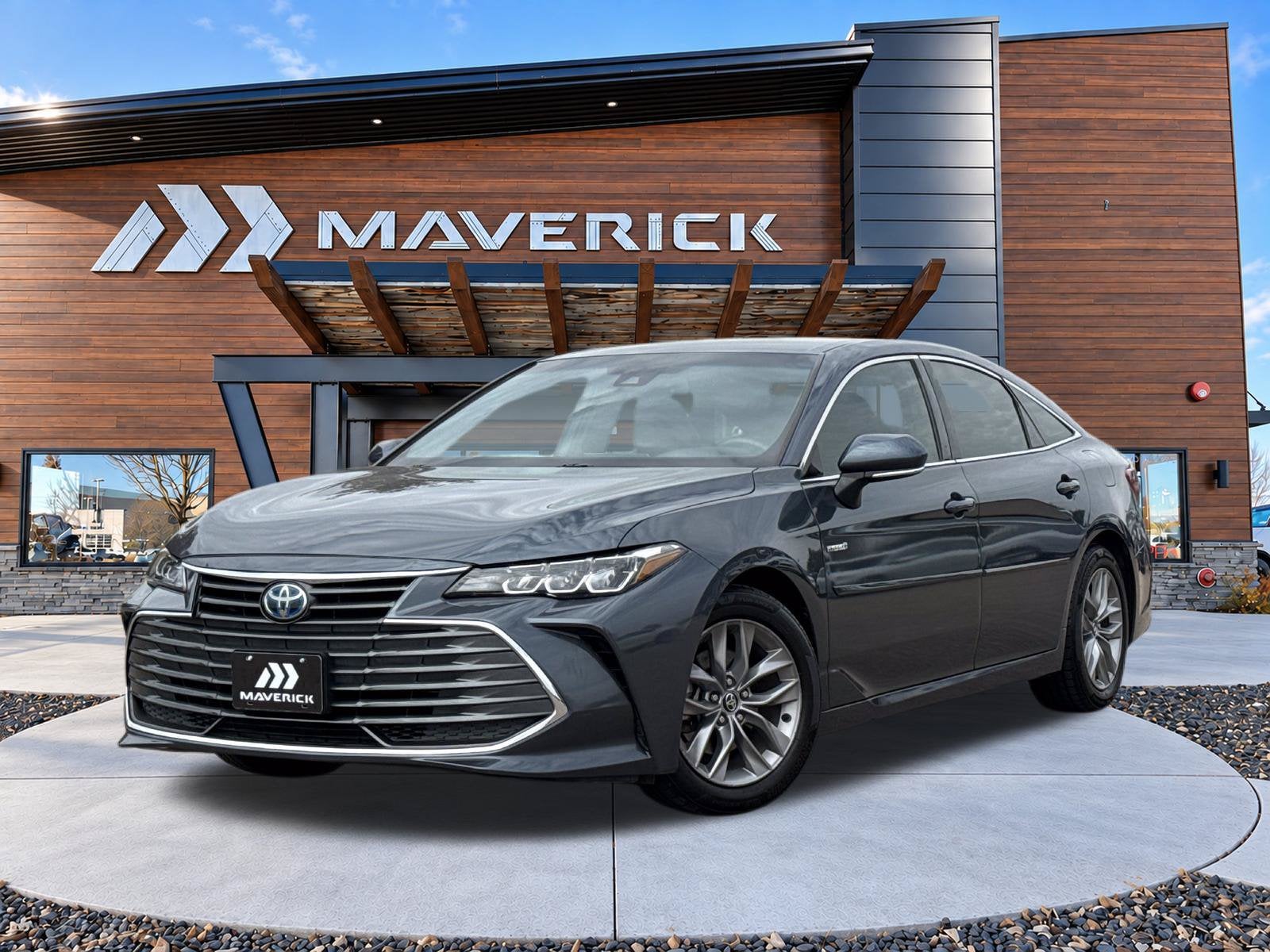 2020 Toyota Avalon Hybrid XLE Plus