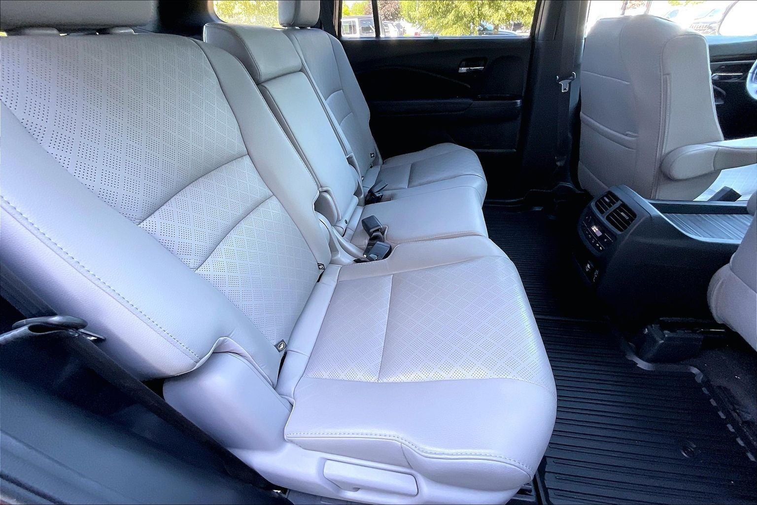 2021 Honda Passport Elite