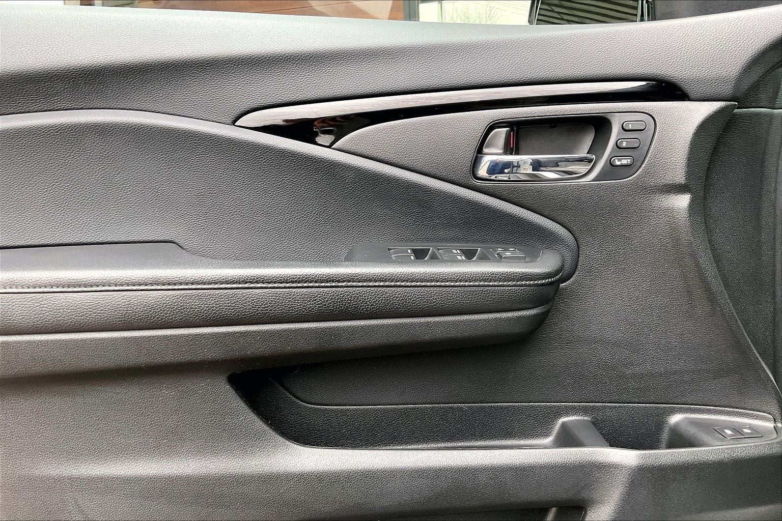 2020 Honda Passport Elite