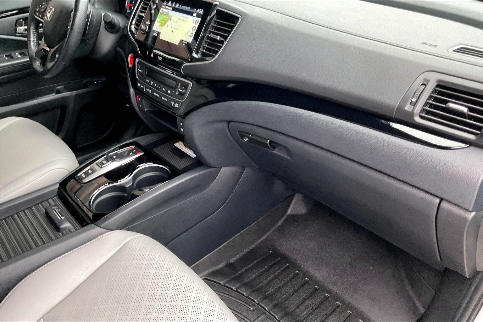 2020 Honda Passport Elite