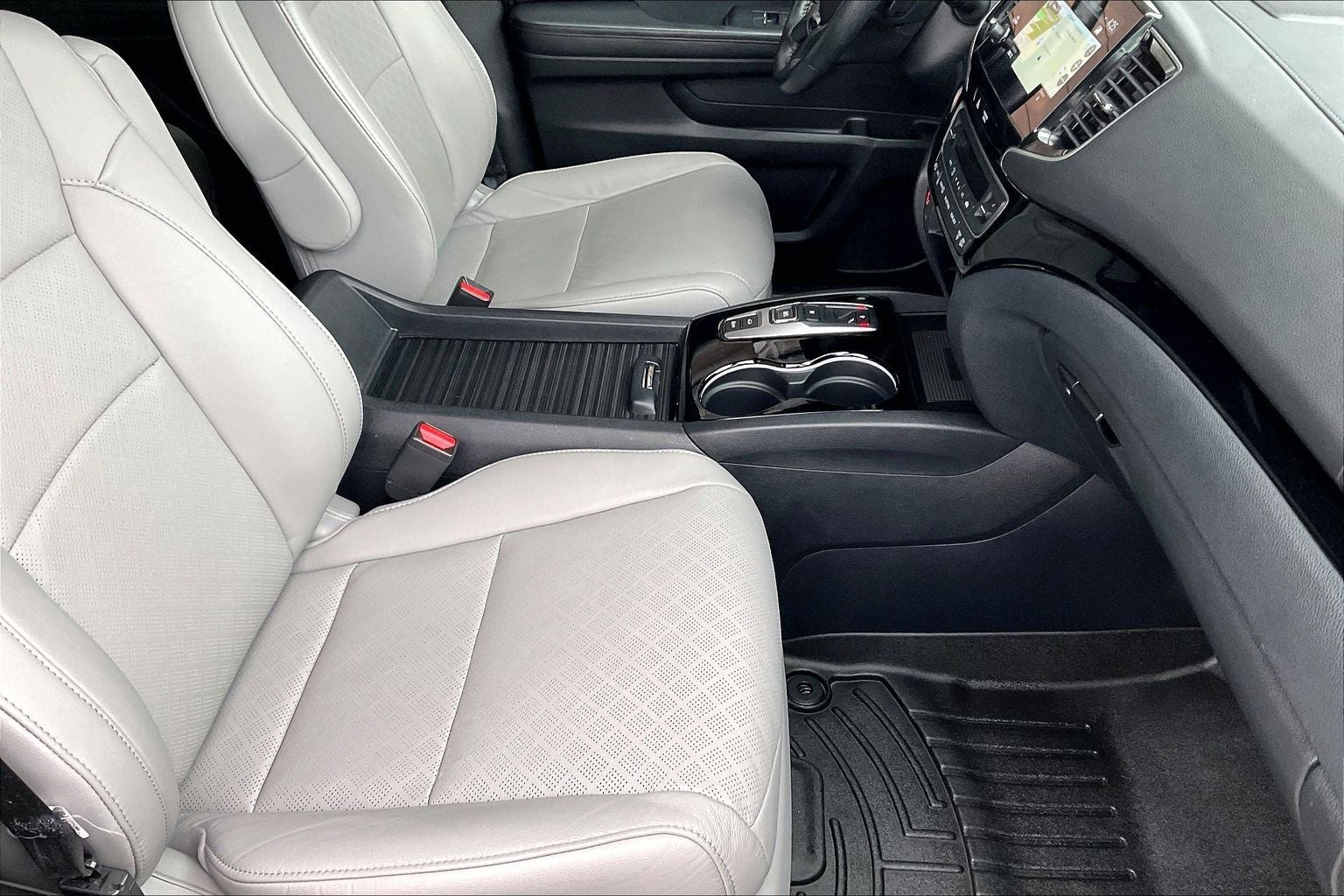 2020 Honda Passport Elite