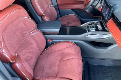 2024 Lincoln Nautilus Black Label