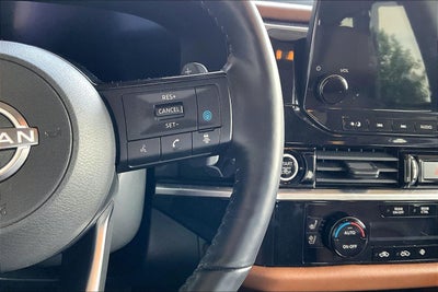 2022 Nissan Pathfinder Platinum