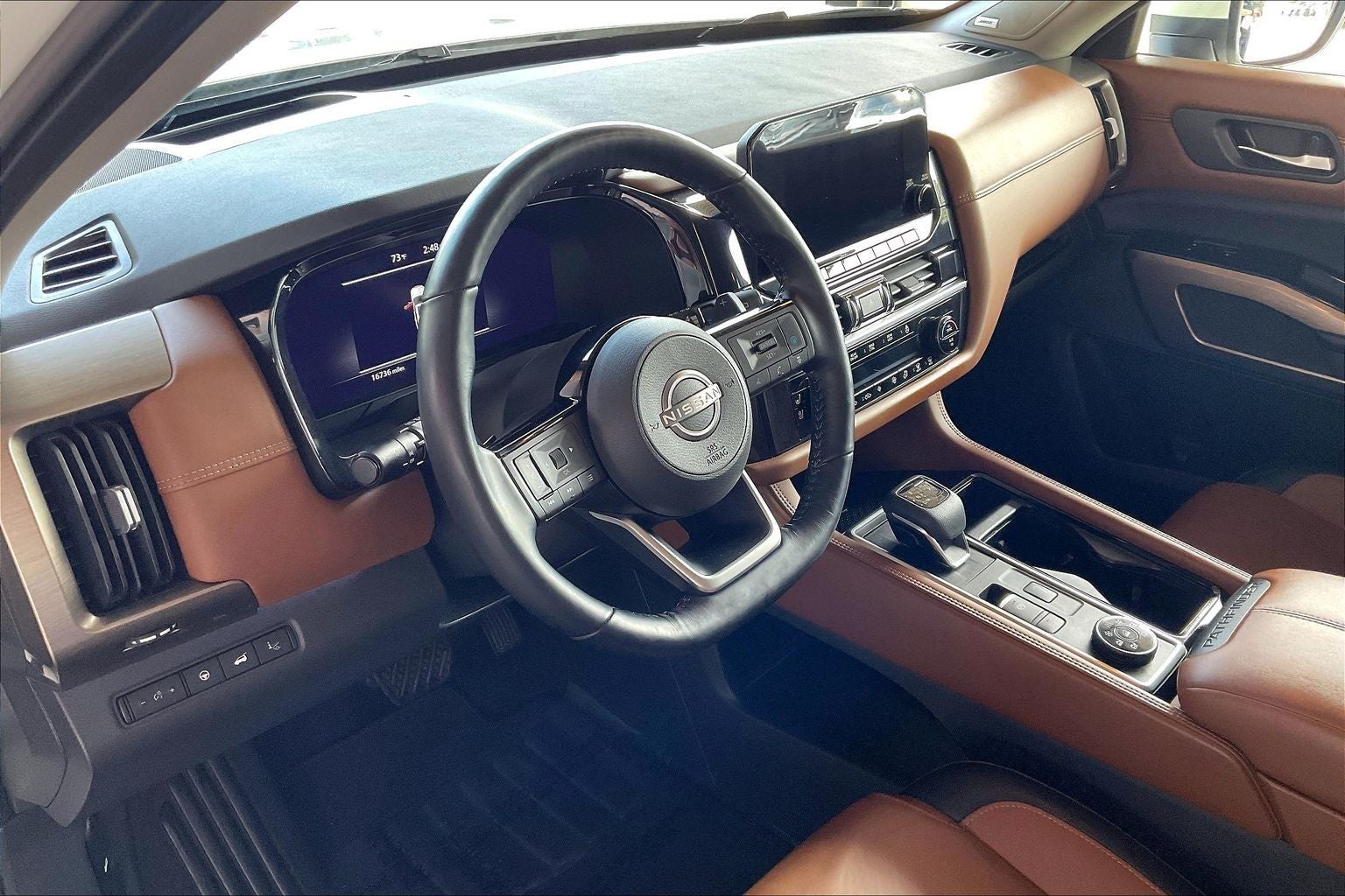 2022 Nissan Pathfinder Platinum