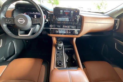 2022 Nissan Pathfinder Platinum