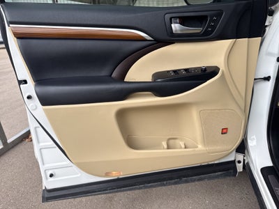 2019 Toyota Highlander Hybrid Limited Platinum