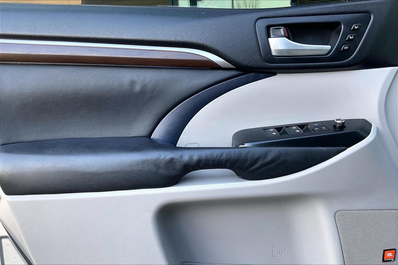 2014 Toyota Highlander Limited