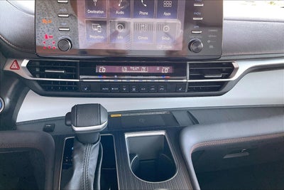 2024 Toyota Sienna XSE 7 Passenger