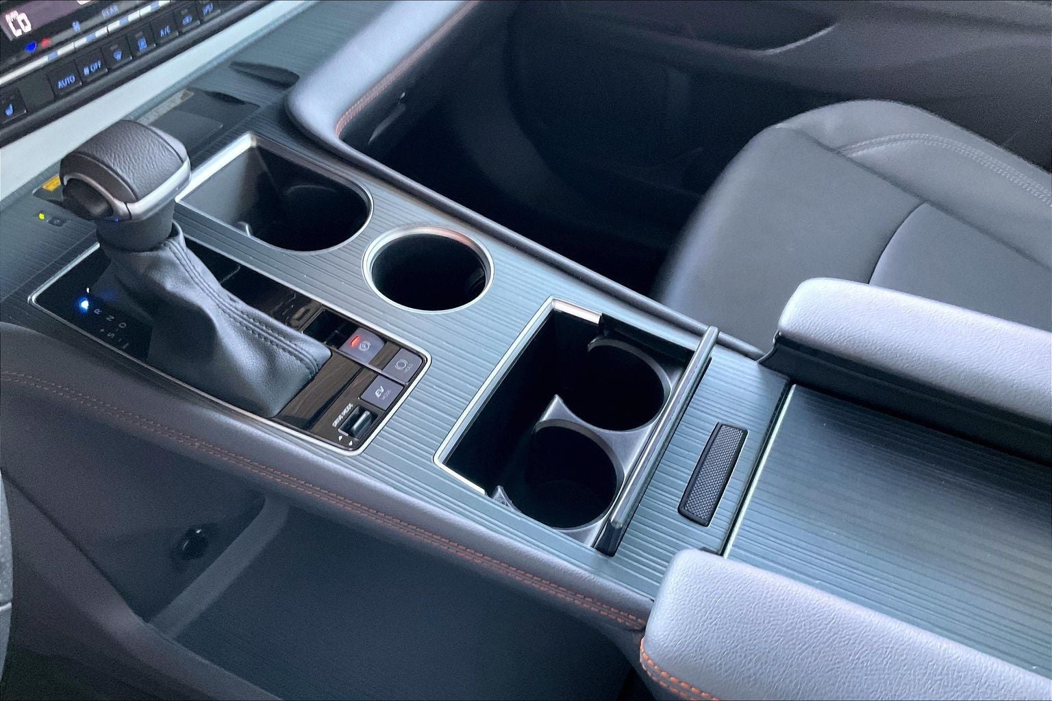 2024 Toyota Sienna XSE 7 Passenger