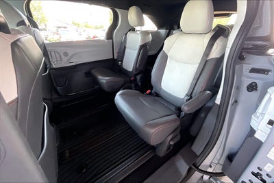 2024 Toyota Sienna XSE 7 Passenger