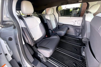 2024 Toyota Sienna XSE 7 Passenger