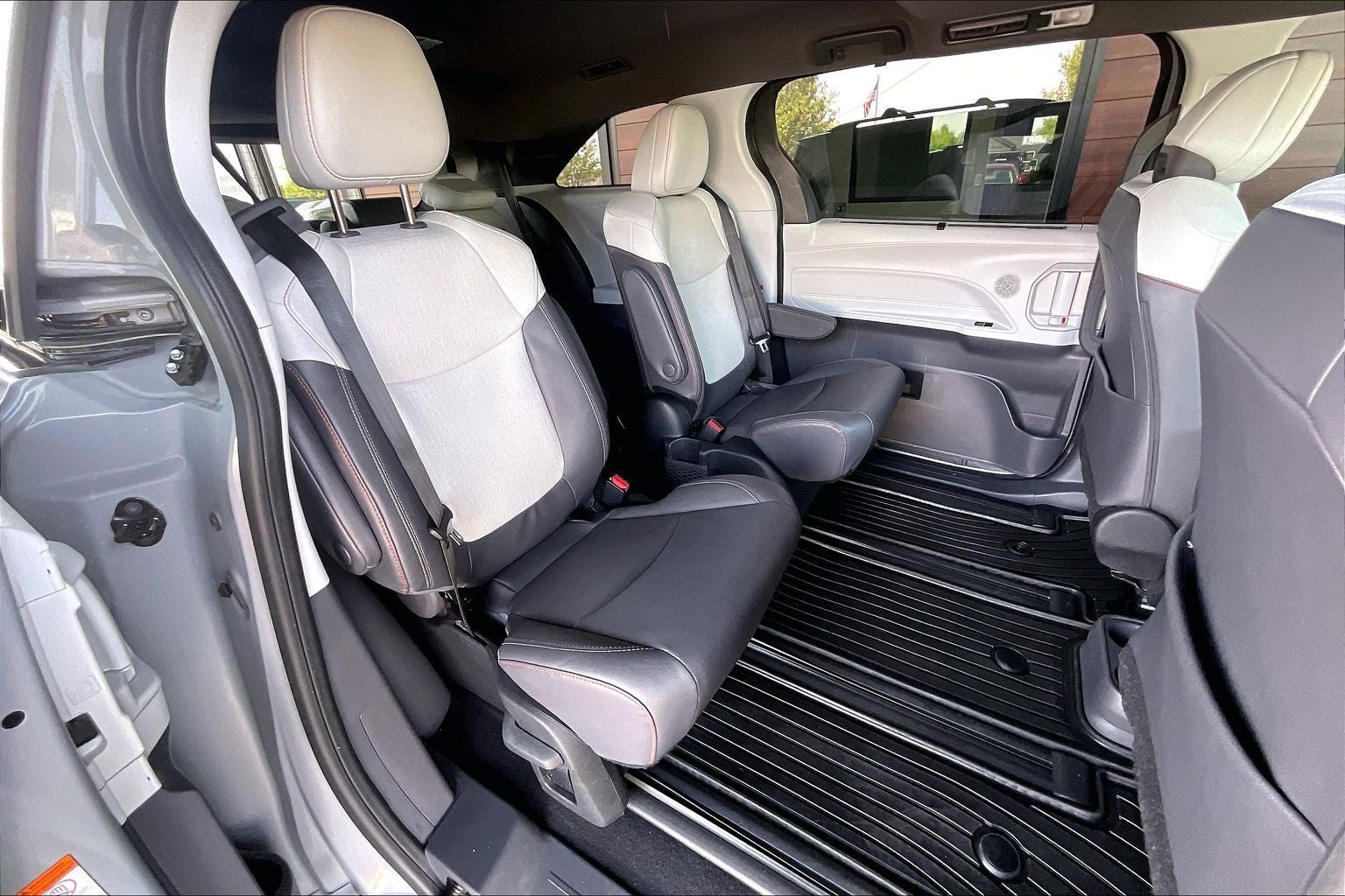 2024 Toyota Sienna XSE 7 Passenger