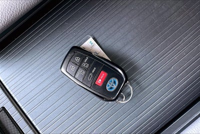 2024 Toyota Sienna XSE 7 Passenger