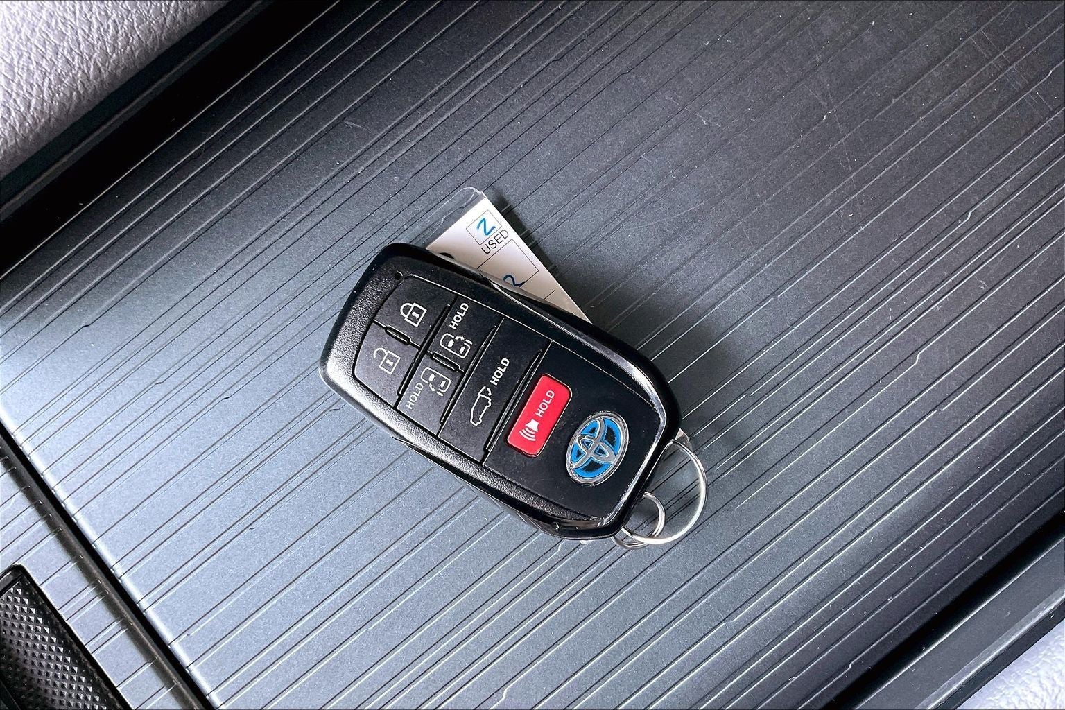 2024 Toyota Sienna XSE 7 Passenger
