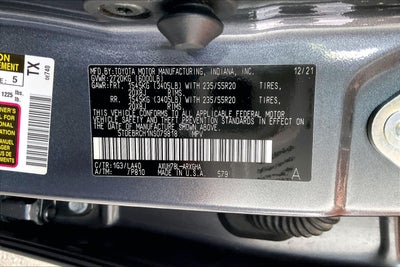 2022 Toyota Highlander Hybrid Platinum