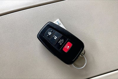 2022 Toyota Highlander Hybrid Platinum