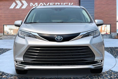 2022 Toyota Sienna XLE 8 Passenger