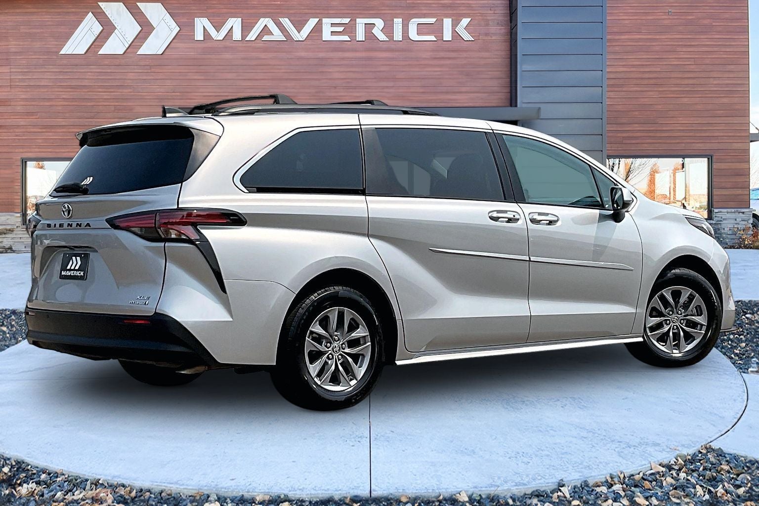 2022 Toyota Sienna XLE 8 Passenger