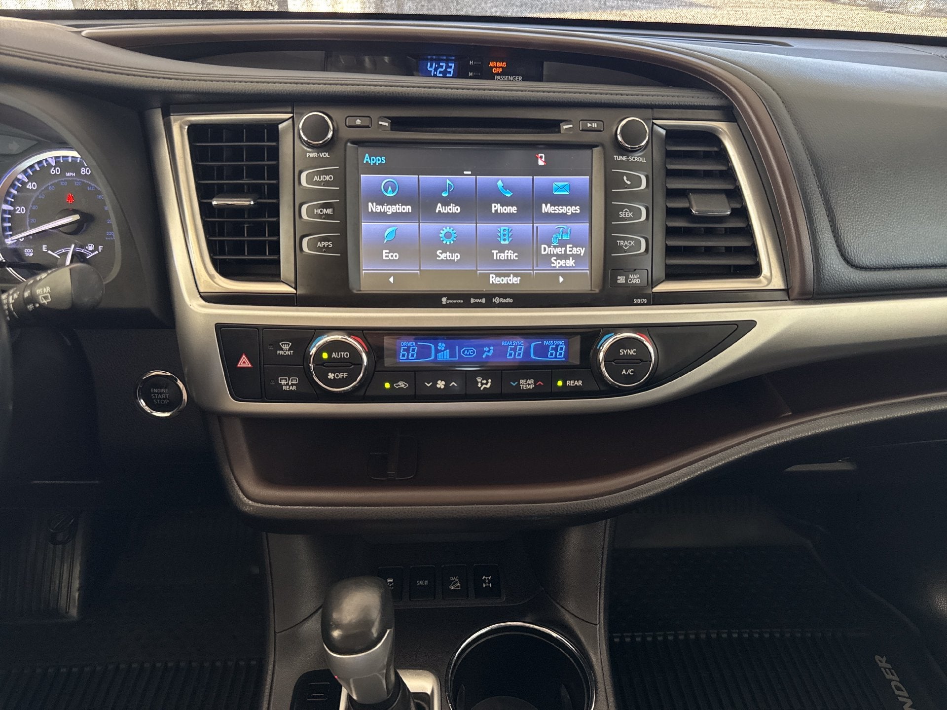2018 Toyota Highlander XLE - Photo 10
