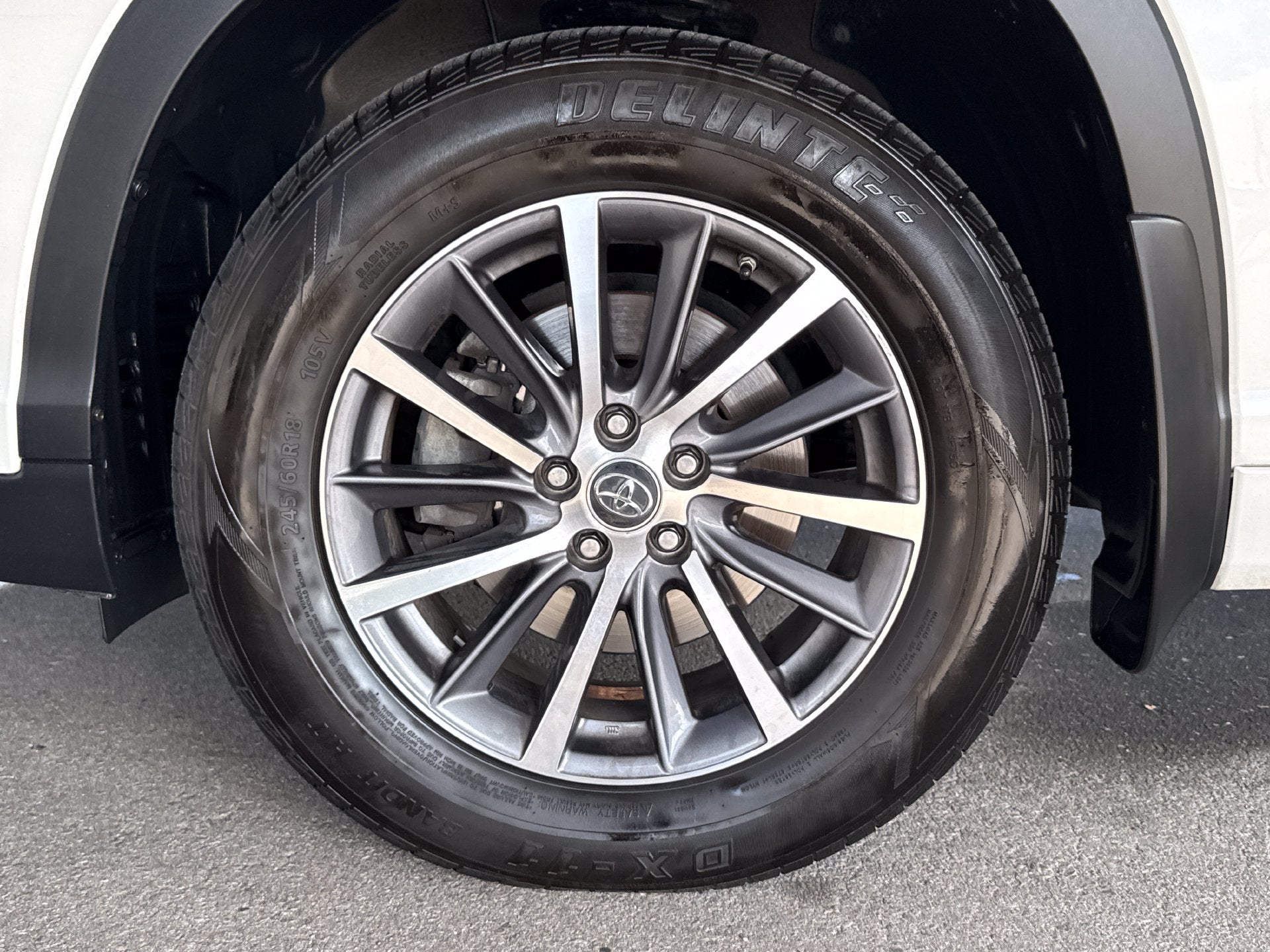 2018 Toyota Highlander XLE - Photo 18
