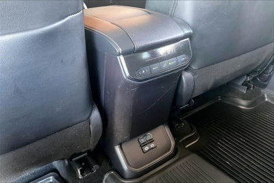 2024 Toyota Highlander Hybrid XLE