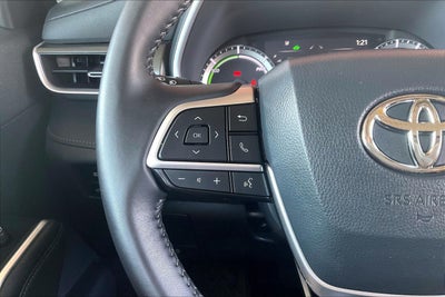 2024 Toyota Highlander Hybrid XLE