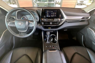 2024 Toyota Highlander Hybrid XLE