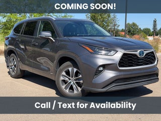 2024 Toyota Highlander Hybrid XLE