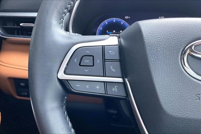 2023 Toyota Highlander Platinum