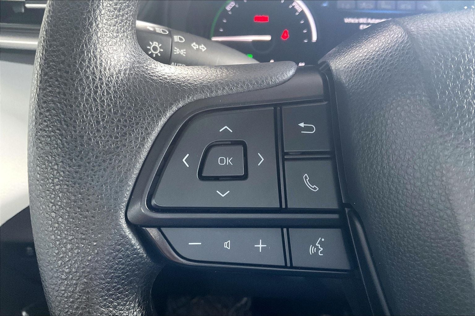 2025 Toyota Sienna LE 8 Passenger