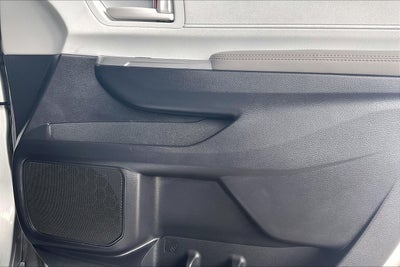 2025 Toyota Sienna LE 8 Passenger