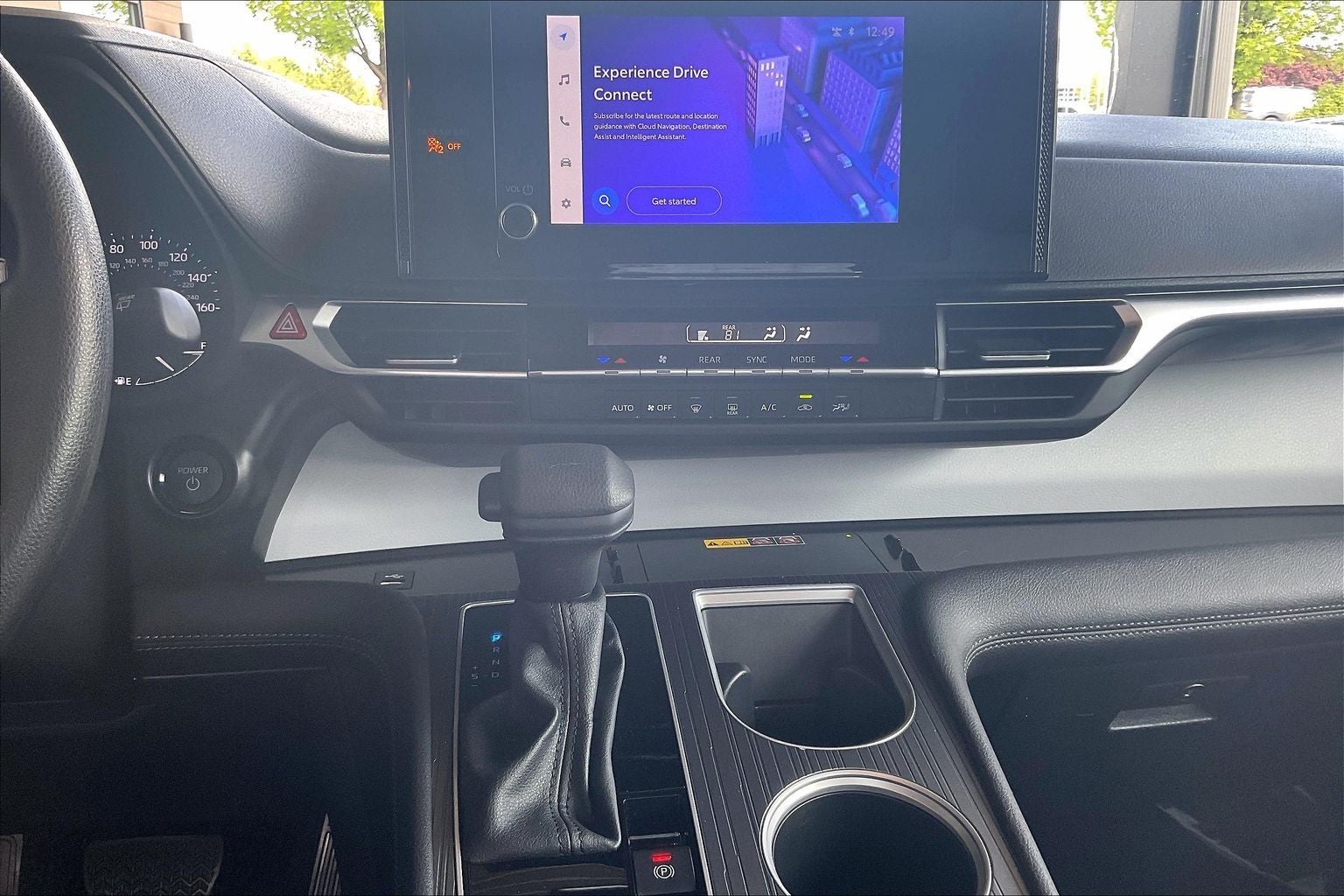 2025 Toyota Sienna LE 8 Passenger