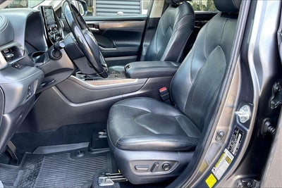 2021 Toyota Highlander Hybrid Limited