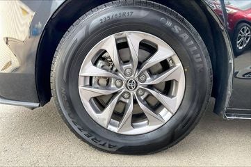 2023 Toyota Sienna XLE 8 Passenger