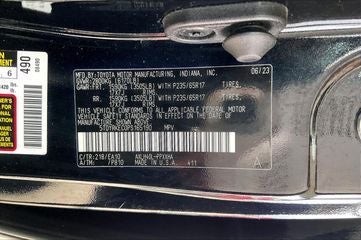 2023 Toyota Sienna XLE 8 Passenger